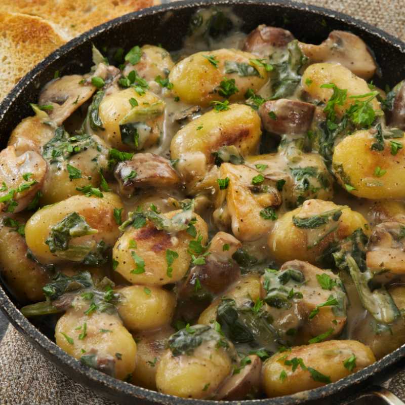 Delicious Creamy Kale and Gnocchi Bake: Savory Comfort 2 Creamy Kale and Gnocchi Bake